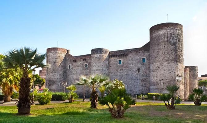 Appartamento A casuzza Aeroporto di Catania Fontana Rossa Esterno foto